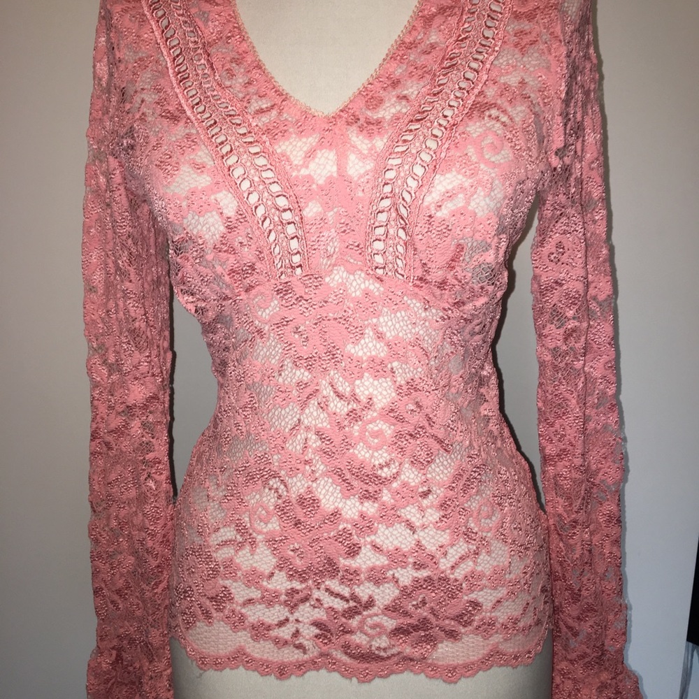 Women’s Pink Lace top